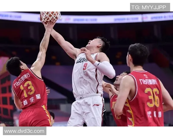 武汉篮球队与深圳篮球队赛后状态分析与复盘总结